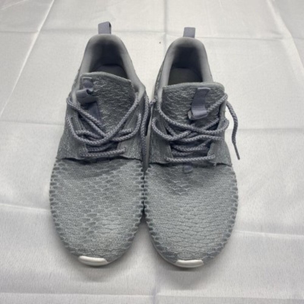 Nike Womens Roshe One Flyknit 704927-401 Gray Blue Running Shoes Sneakers Size 9